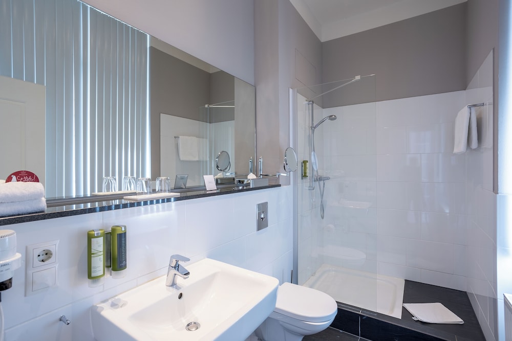 Suite Twin - Photo 14