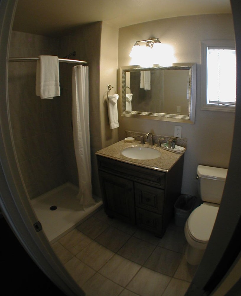 Standard Room photo 3