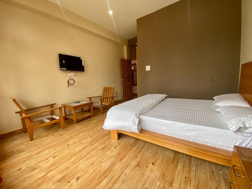 Deluxe Double Room, 1 King Bed photo 3
