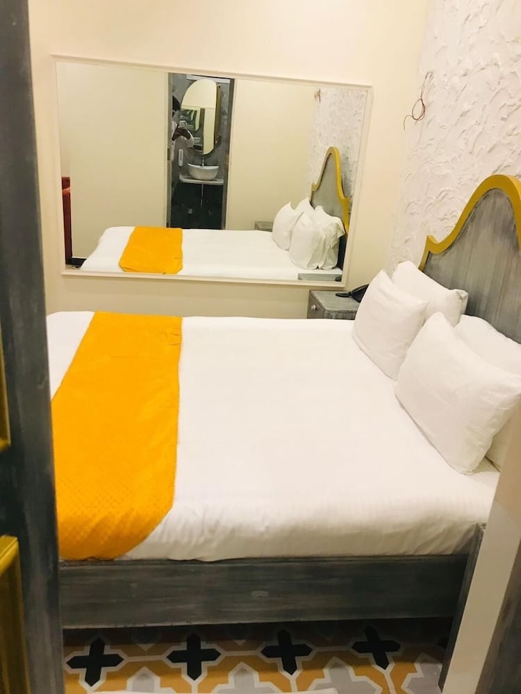 Classic Double Room