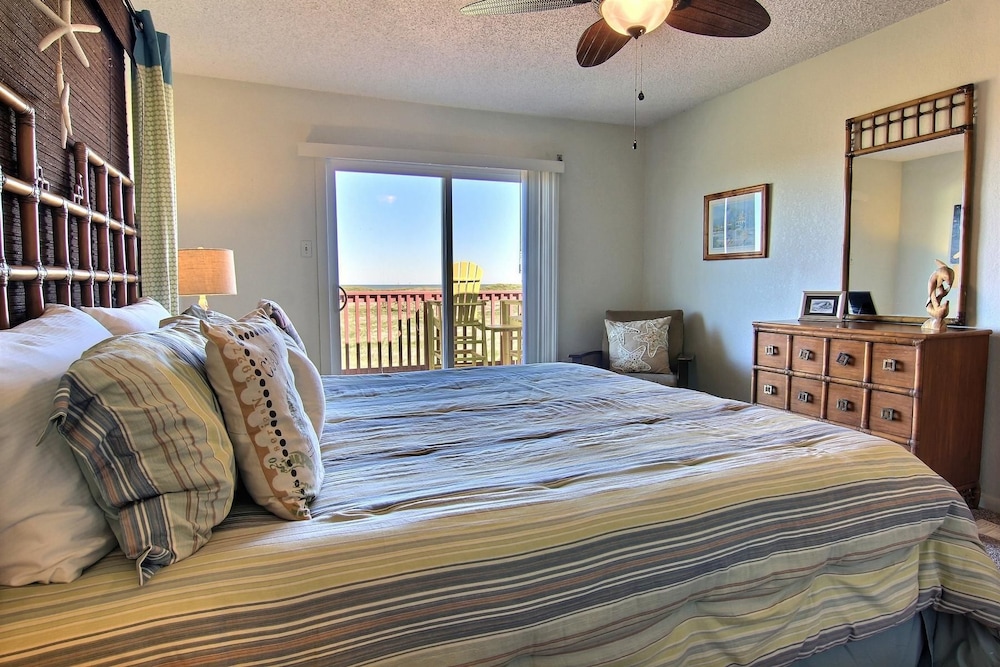 Condo, 3 Bedrooms photo 2