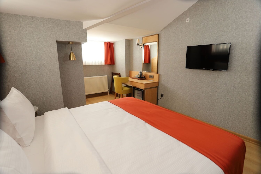 Economy Double Room photo 3