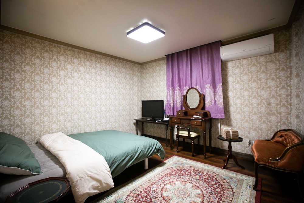 Basic Room - Photo 7
