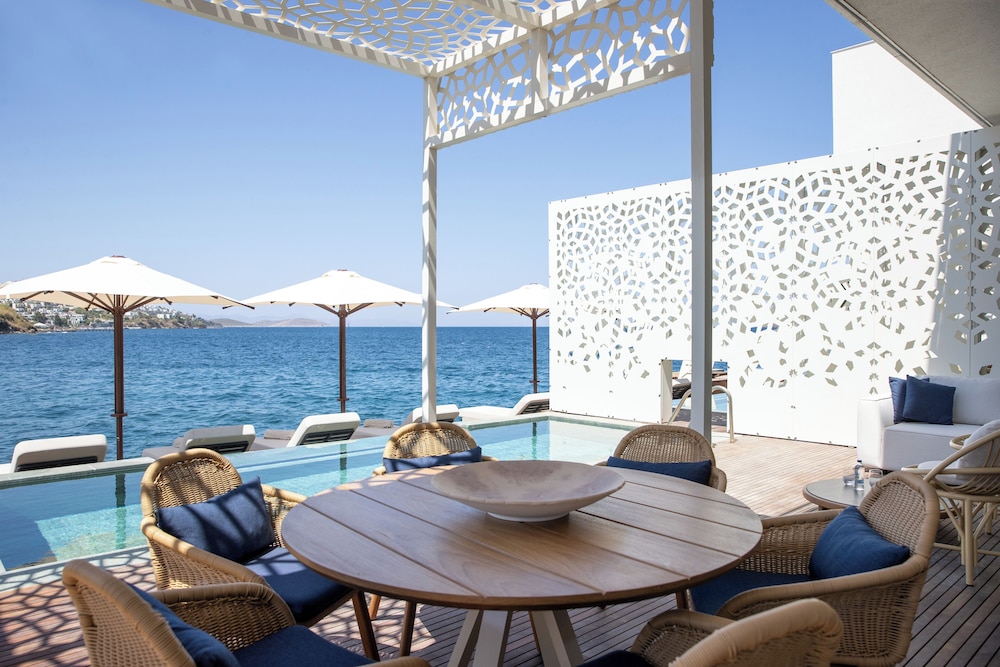 Premium Suite, 2 Bedrooms, Private Pool, Sea View (Panoramic)