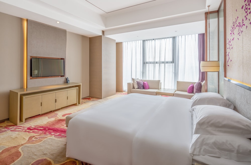 1 Bedroom Suite