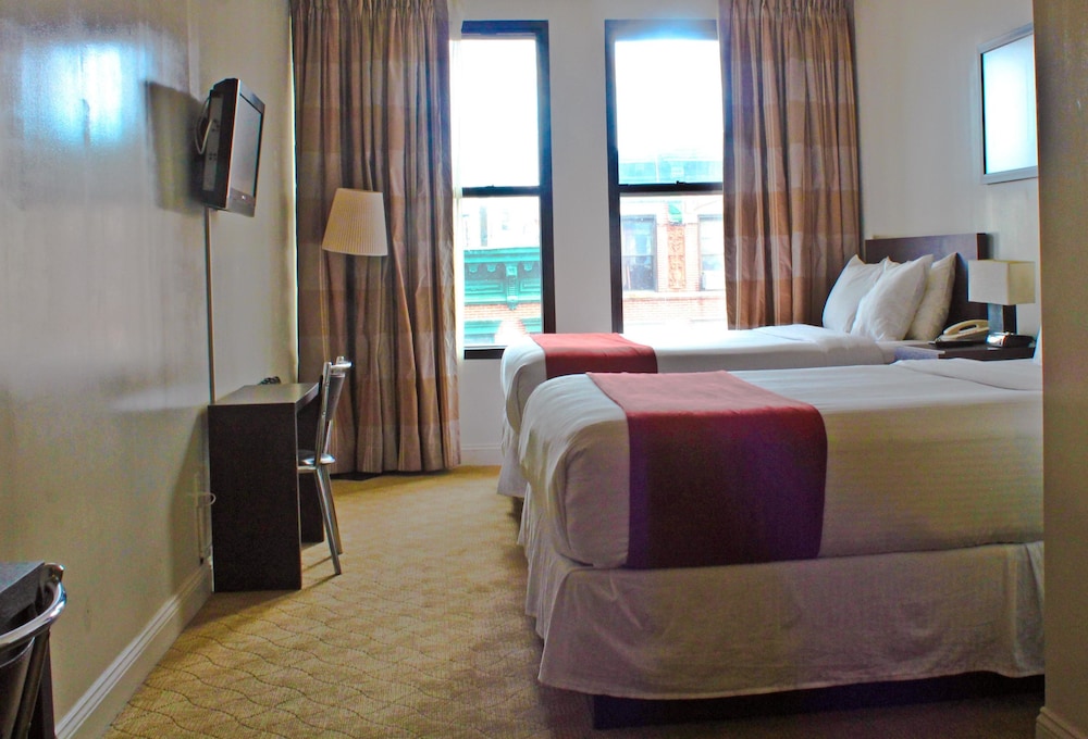 Standard Room, 2 Queen Beds photo 1