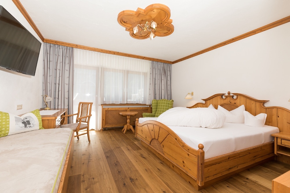 Comfort Double Room, Balcony photo 1