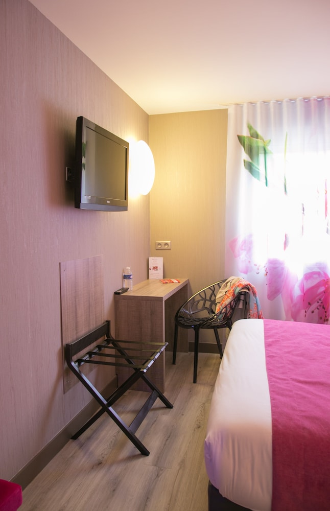 Comfort Room - Photo 5