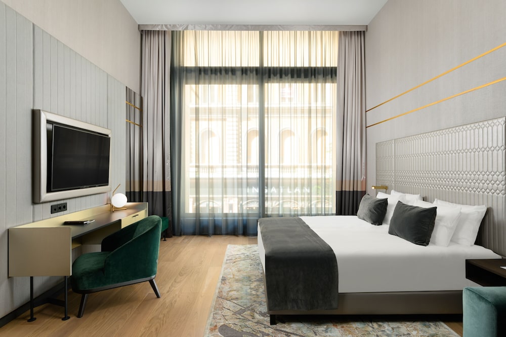 Junior Apartment