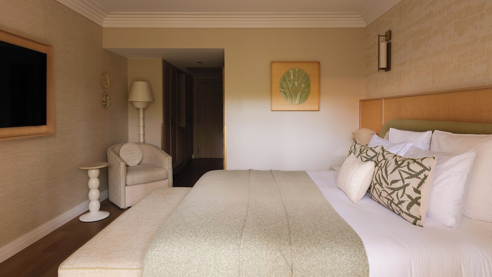Executive Room - Photo 3