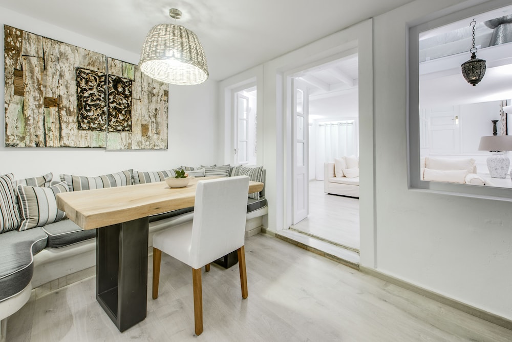 Superior Villa - Photo 8