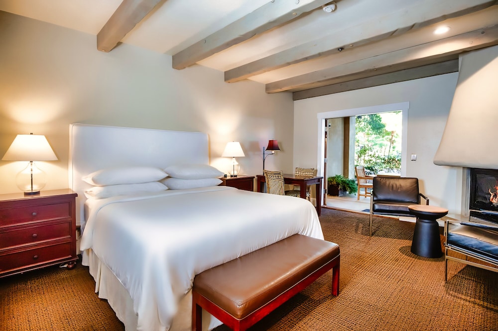 Superior Room, 1 King Bed, Multiple View