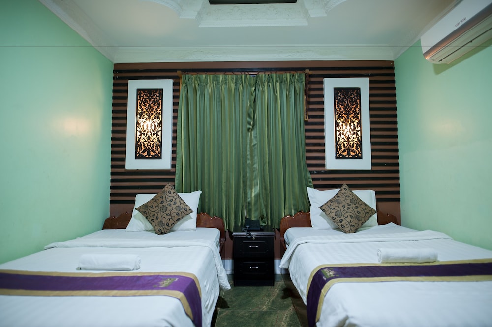 Superior Twin Room, 2 Twin Beds photo 3