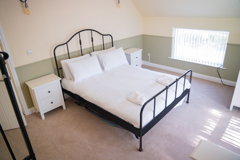 Traditional Cottage, 3 Bedrooms, Mountain View photo 1