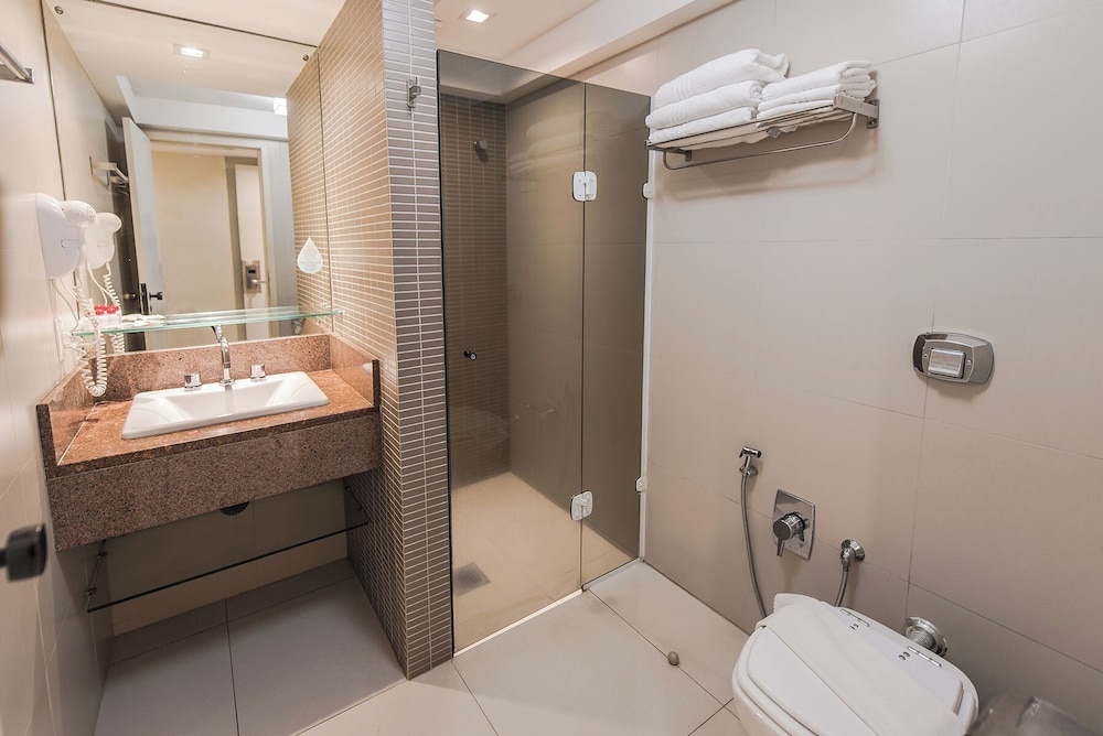 Superior Double Or Twin Room With Pool View thumbnail 5