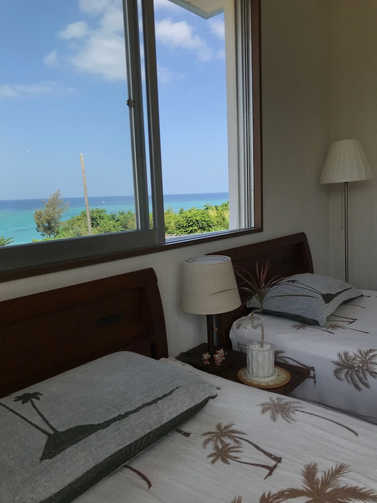 Deluxe Twin Room photo 2