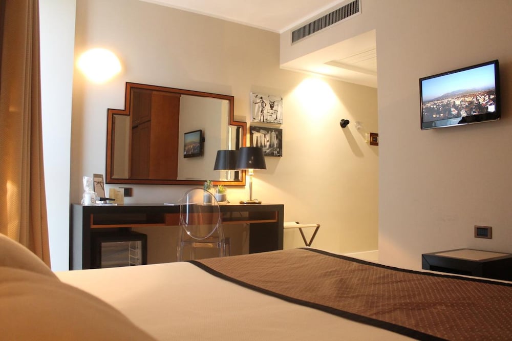 Room with double bed (elegance small) - Photo 1