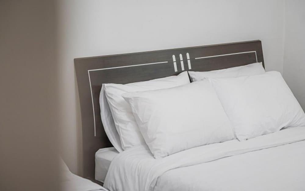 Room (Sora Room 303)