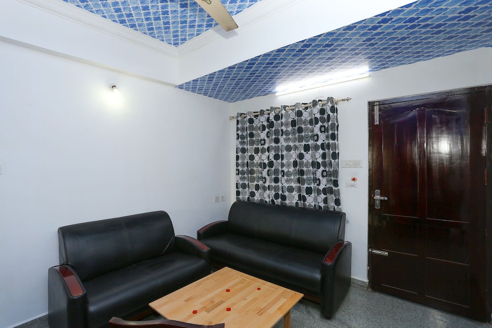 Double or Twin Room photo 3