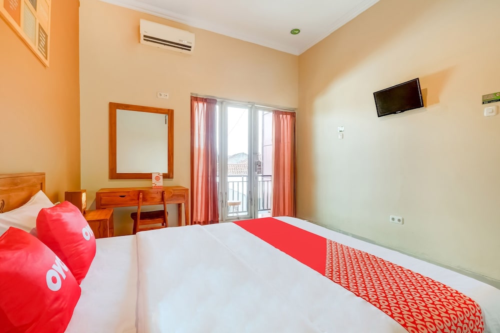 Standard Double Room - Photo 9