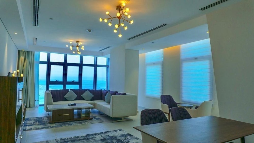 Two-Bedroom Apartment City View - Photo 10