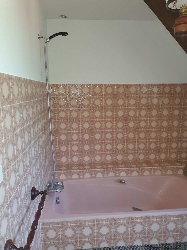 Standard Double Room, 1 Double Bed, Private Bathroom photo 2