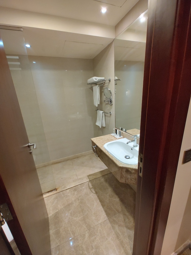 Standard Room - Photo 4