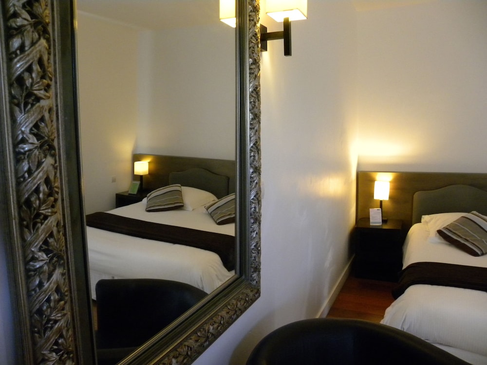 Double Room - Photo 6