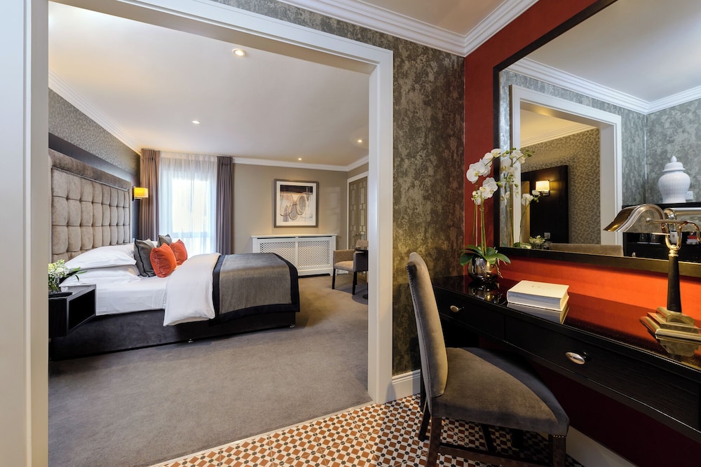 Junior Double Room, 1 Bedroom photo 2