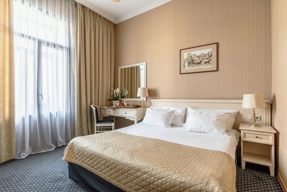 Superior Double or Twin Room photo 1