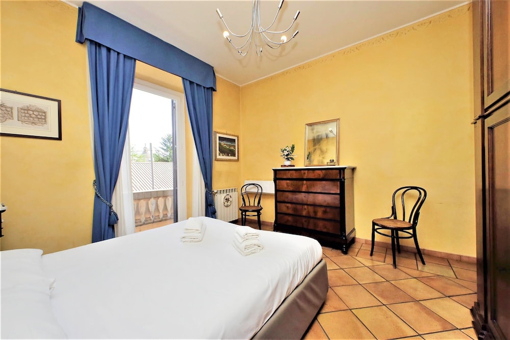 Design Apartment, 2 Bedrooms, City View (Via San Giovanni In Laterano 226) photo 1