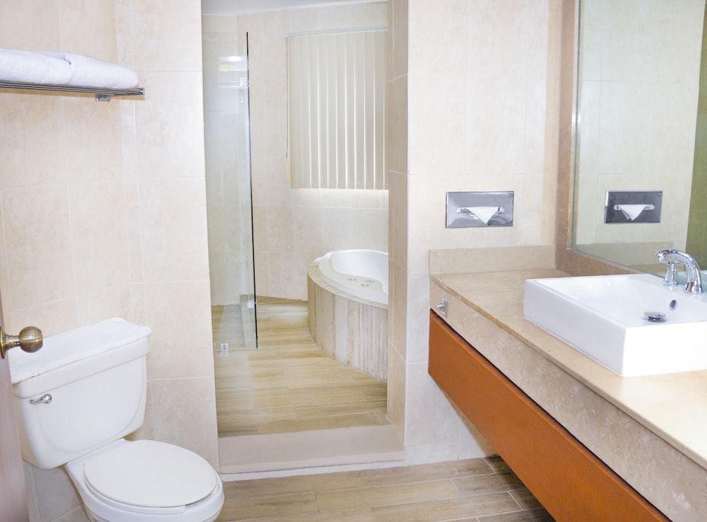 Junior Suite - Photo 6