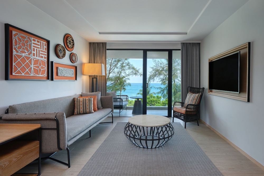 Suite, 1 Bedroom, Ocean View - Photo 1