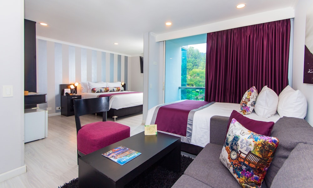 Family Triple Room, 1 Bedroom, Private Bathroom - Photo 4