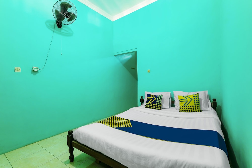 Basic Double Room photo 3