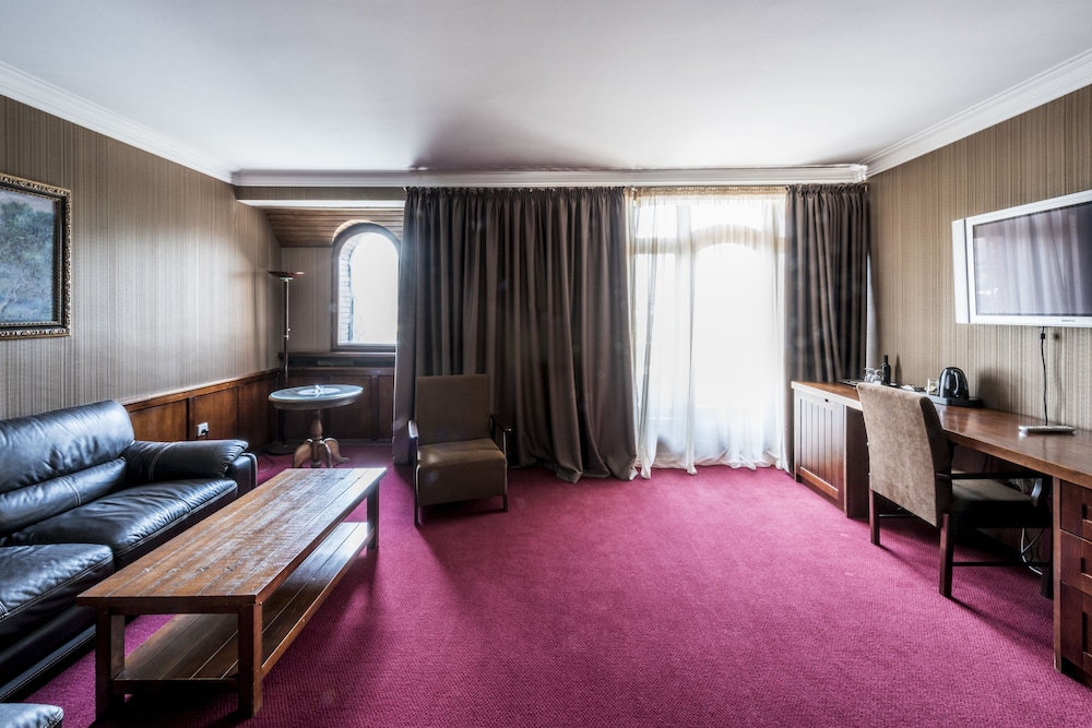 Luxury Apartment, 1 Bedroom, City View photo 3