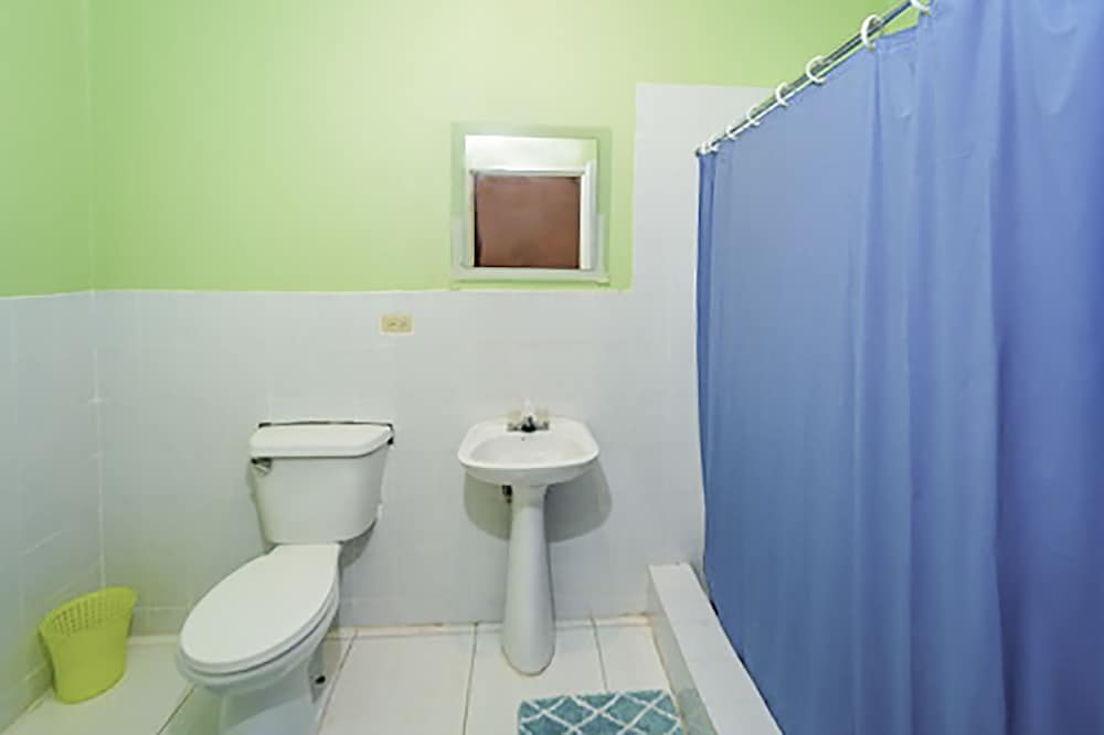 Comfort Double Room Single Use, Pool Access photo 3