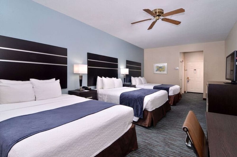 Standard Room, 2 Queen Beds, Non Smoking, Refrigerator & Microwave