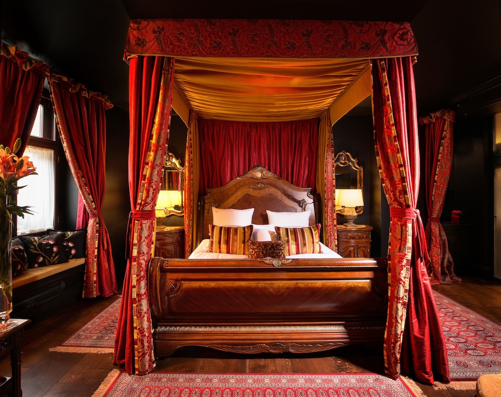 Luxury Apartment (Royal)