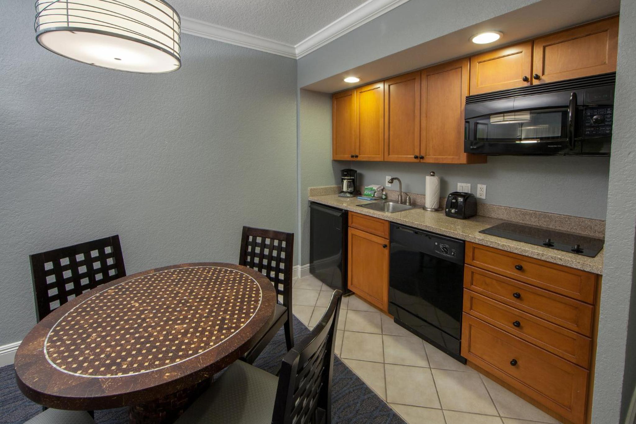 Studio Suite - Photo 4