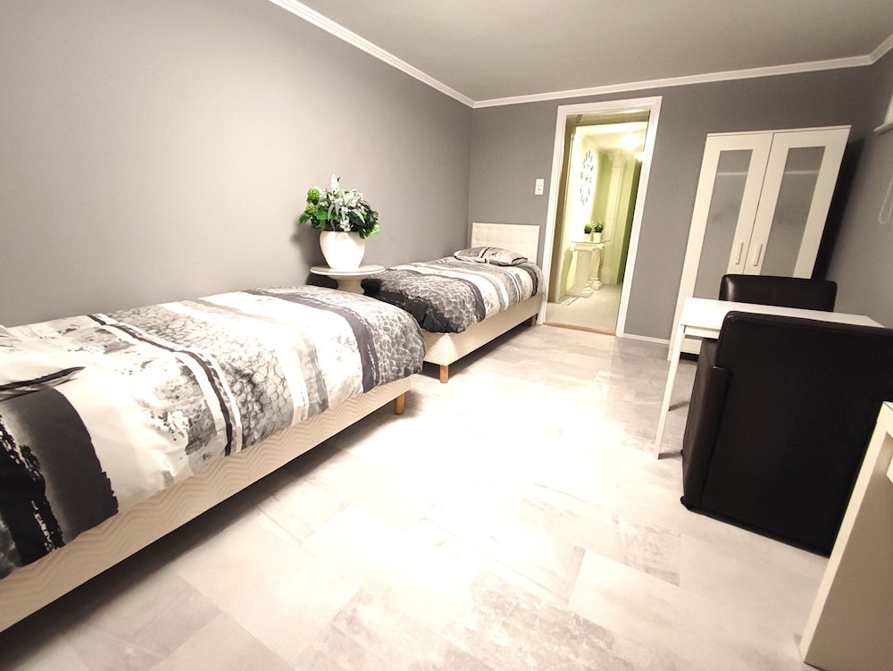 Comfort Room, 2 Twin Beds (Blue) photo 2