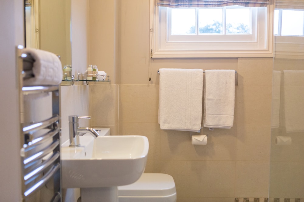 Standard Single Room, Ensuite photo 2