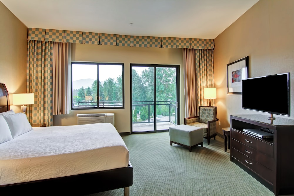 King Evolution Whirlpool Suite photo 3