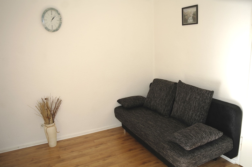 Apartment photo 2