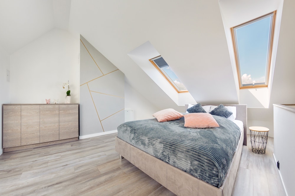 Apartment (78B/3B) photo 2