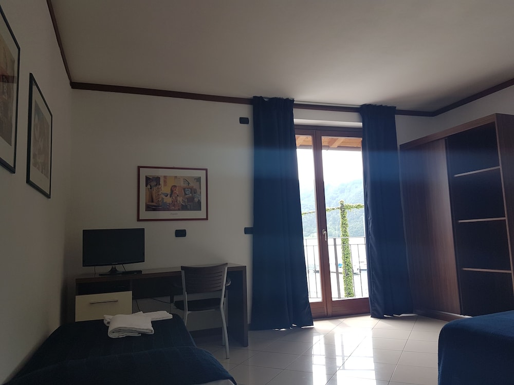 Standard Triple Room - Photo 3
