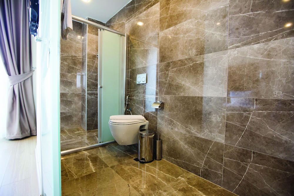 Deluxe Suite, 2 Bedrooms, Sea View photo 3