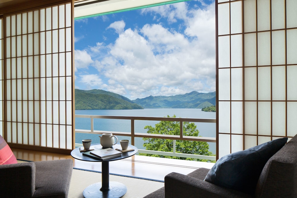 Japanese-style Suite with Lake View WL6 photo 1