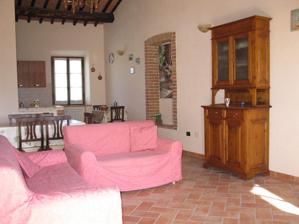 Apartment, 3 Bedrooms, Patio photo 3