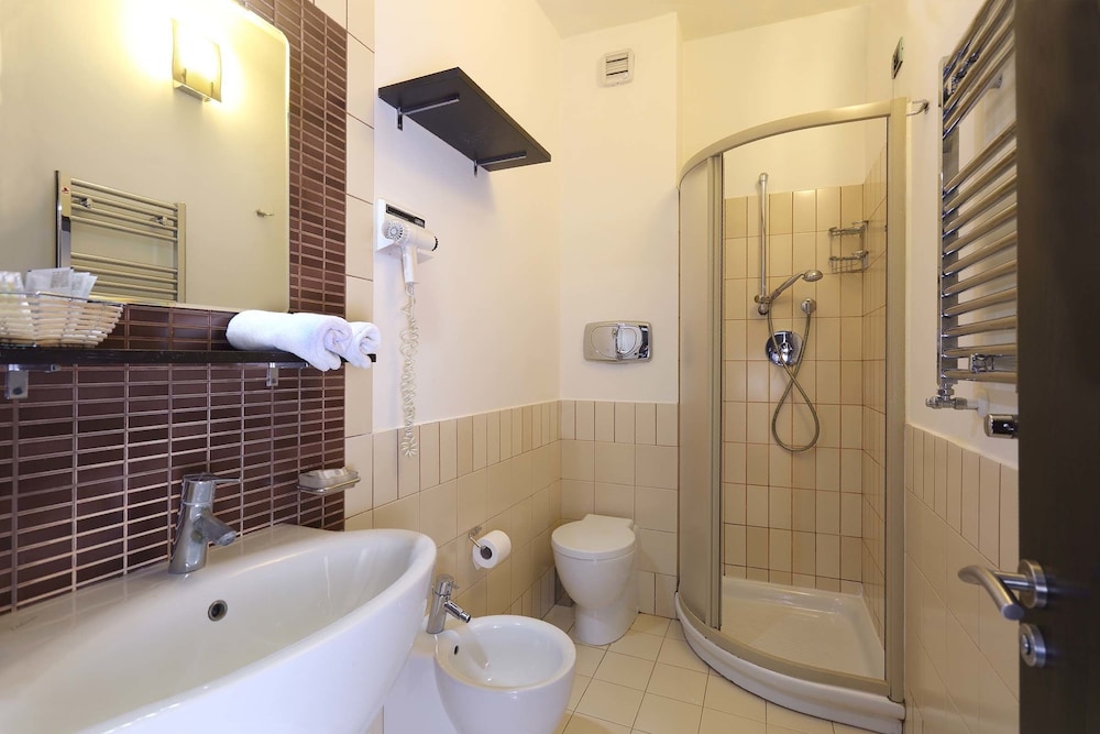 Double Room, Balcony, Sea View - Photo 7